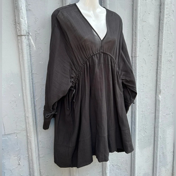 IRO Black  Gauzy July Tunic, size 38 (US6) - Picture 3 of 11